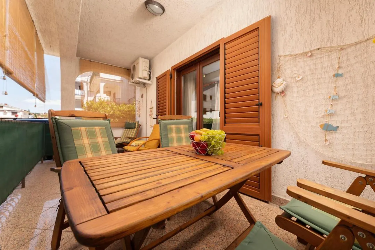 Apartment Lu By El-Pi Tours Malinska